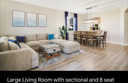Windsor Hills Casa | Hilltop Villa: Star Wars and Princess room near Disney and Universal