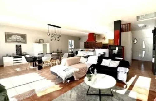 Saint-Laurent-de-Neste Villa | Homerez - Villa en Saint-Laurent-de-Neste