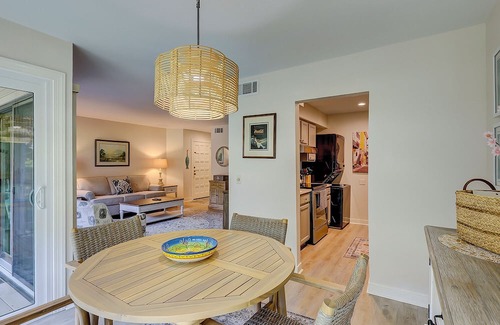 Sea Pines Villa | Sunset Rentals | Lighthouse Tennis 2387