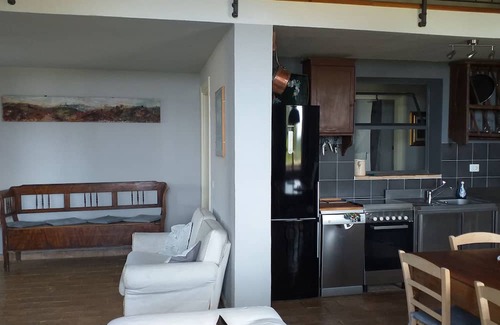 Magliano in Toscana Apartamento | Farmhouse in the countryside with magnificent sea view, ideal for families with 4 paws