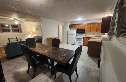 Winooski Apartamento | Charming 2-bedroom apartment with WiFi, AC in pleasant Winooski