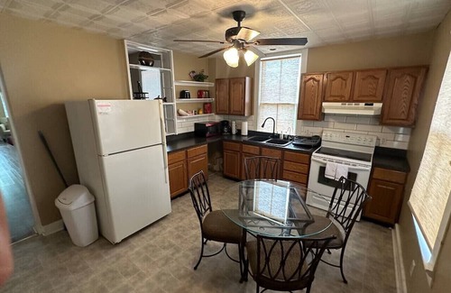 St. Charles Historic District Casa | Madison House 1 -Walk to Main St
