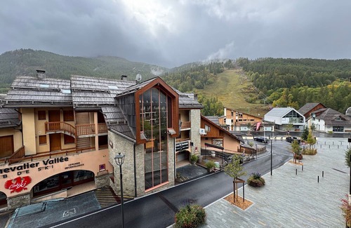 Saint-Chaffrey Apartamento | Cozy studio for 4, ski-in/ski-out, WIFI, Chantemerle