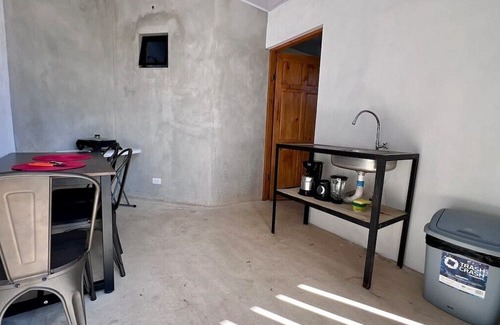 Jacó Apartamento | Gated Parking, 7min to beach, A/C Wi-FI
