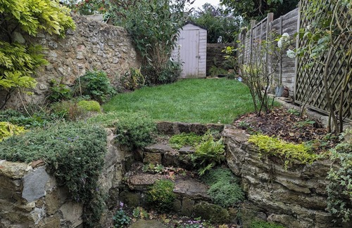 Faringdon Cabaña | 2-Bed cosy cottage in a quiet market town, south facing views
