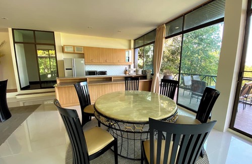 Khanong Phra Casa | The Belmont Khao Yai Private Mansion