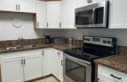 Coral Way Casa | Cozy and super location 2 BR -1
