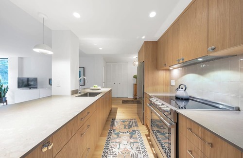 West Side Apartamento | D38 - Large 2 bedroom 2 bathroom