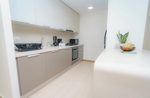 Tumba Vieja Apartamento | Luxury 2BR Oceanview, parking and balcony