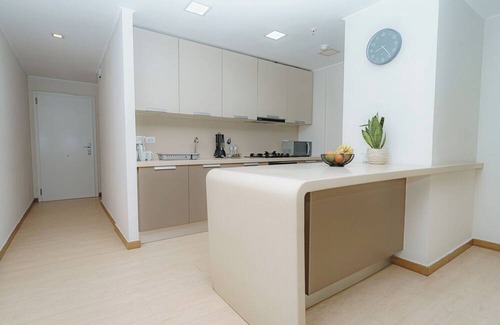 Tumba Vieja Apartamento | Luxury 2BR Oceanview, parking and balcony