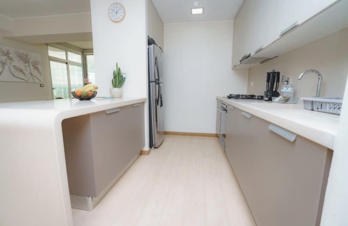 Tumba Vieja Apartamento | Luxury 2BR Cityview apt, parking and balcony