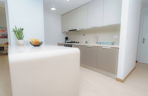 Tumba Vieja Apartamento | Luxury 2BR Cityview apt, parking and balcony