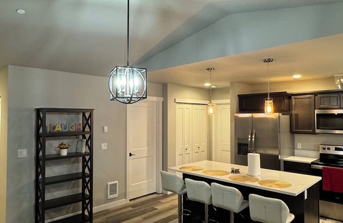 South End Casa | Cozy and private 3-bedroom house in pleasant Tacoma with WiFi