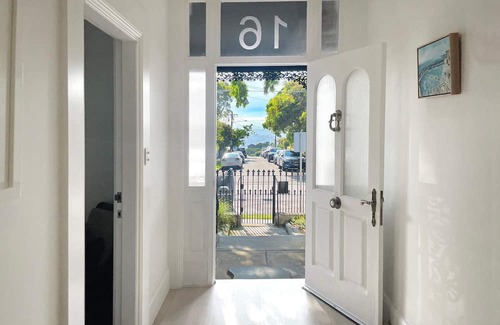 Bronte Casa | The Bronte Delight