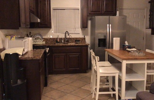 Alhambra Casa | Charming 2 bedroom house in quaint Alhambra with AC, WiFi