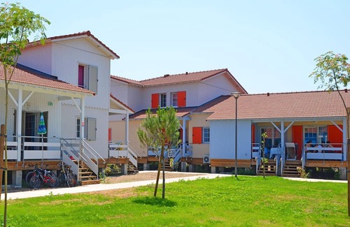 Marseillan Casa | Colourful Holiday Homes Near the Marseillan-plage Beach