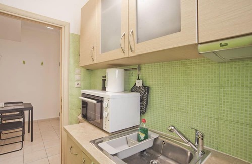 Pangrati Apartamento | Cozy Pagrati Nest Near Athens Center, AC, Wifi