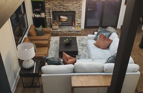 Zirconia Casa | Serene mountain retreat on 150 acres with 3 bedrooms and baths.
