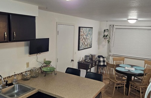 Boise Casa | No Place Like Home! Animals welcome