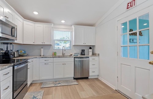 Alligator Point Casa | The Beach Nest - A Newly Renovated Paradise!
