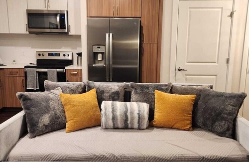 The Gulch Apartamento | The Gulch Between Nashville's Music Row/ Downtown Luxury Apt. walk to Broadway.