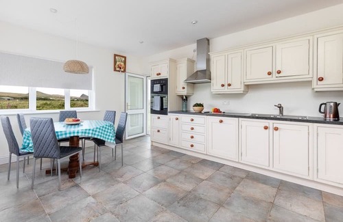 Ballyferriter Casa | Grianán - 4 bedroom head