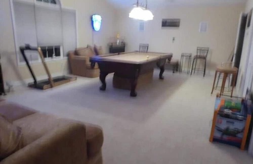 Waterford Plantation Casa | 5-bed home in Myrtle Beach has AC, WiFi, pool table, garage, HOA large amenities