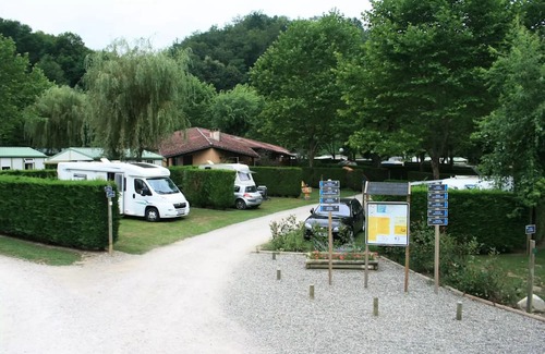 Oust Casa | MOBIL-HOME COUFLENS with covered terrace sleeps 6