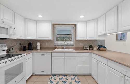 South Gate Ridge Casa | Helene's Coastal Escape