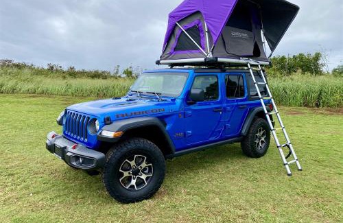 Anahola Otro | Island Getaway Camper Cozy Rooftop Tent