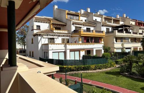 Costa Esuri Apartamento | Apartamento Marina Esuri Playa y Golf