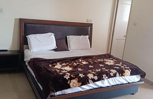 Deoghat Hotel | Star view