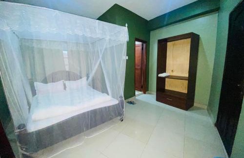 Kampala Hotel | Suzie hotel