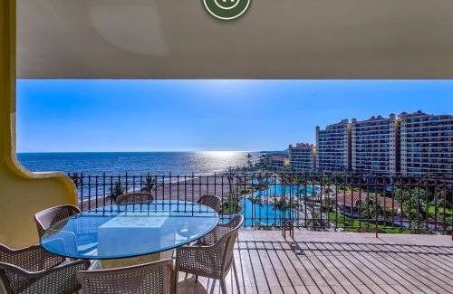 Marina Vallarta Apartamento | Beachfront 3BR Penthouse - Amazing Sunset View