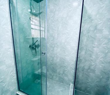 Ofin Hotel | Mayflower Suites - Lekki