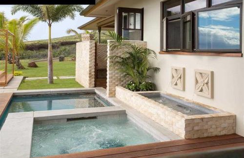 Lahaina Casa | Ultimate Family Escape: Private Residence with Infinity Pool Jacuzzi WiFi Outdoor Shower Gourmet Kitchen