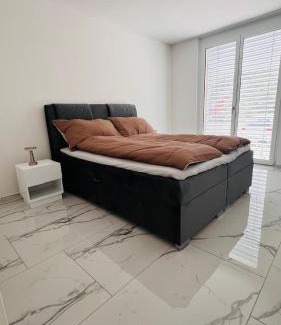 Weinfelden Apartamento | Lady Elisabet