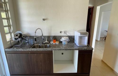 Santa Rita do Sapucai Casa | Casa espaçosa com duas garagens e quintal