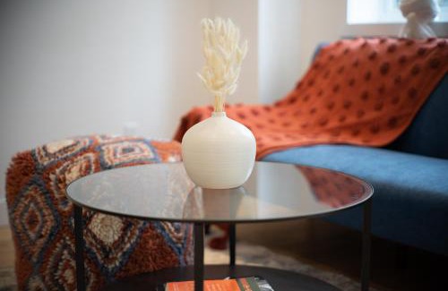 Sainte-Marie Apartamento | Lovely 2 Bed steps from Downtown and 2min to METRO