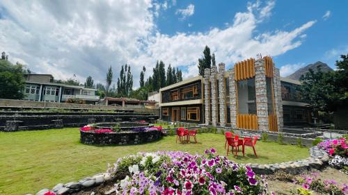 Skardu Hotel | Kesar Palace Hotel and restaurant