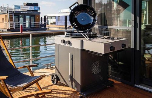 Klitten Alquiler De Eote | Hausboot Malibu Sunrise