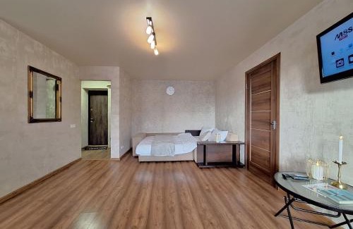 Svitlogirske Apartamento | Двокімнатна квартира навпроти Театру Гоголя у центрі Полтави Мережа AlexApartments Документи для відряджень Безконтактне заселення цілодобово