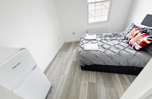 Brent Casa | 149 budget guesthouse