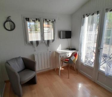 Saint-Seurin-sur-l'Isle Casa | Studio 43