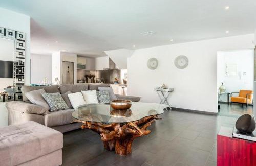 Ciudad de Ibiza Cama Y Desayuno | Ático de 2 plantas con piscina privada - Estancia de lujo cerca de Port BnB