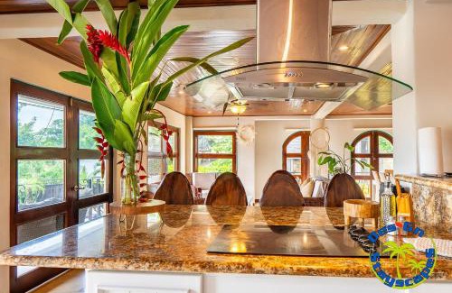Punta Leona Apartamento | New! Welcome to casa Jaguar modern beach front home