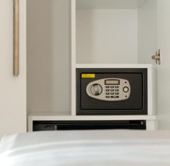 Cesme Hotel | Çağdaş Otel