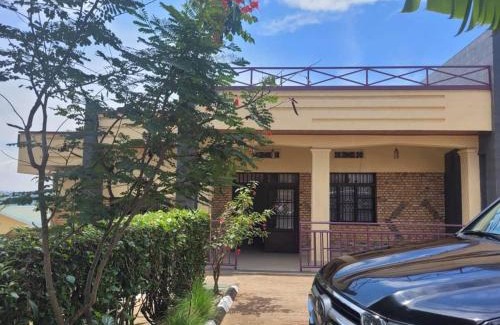 Kigali Cama Y Desayuno | Kigali Freedom Hotels