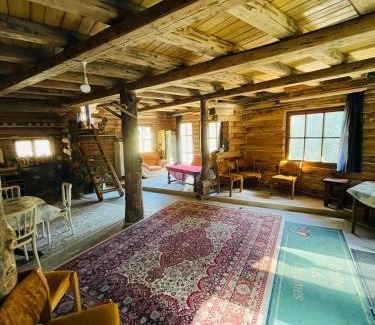 Maguri-Racatau Chalet De Esquí | Rustic Chalet in the mountains of Transylvania