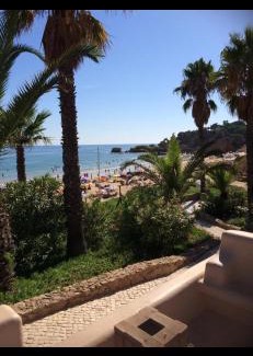 Olhos D'Agua Apartamento | Nice cozy and very central apartment